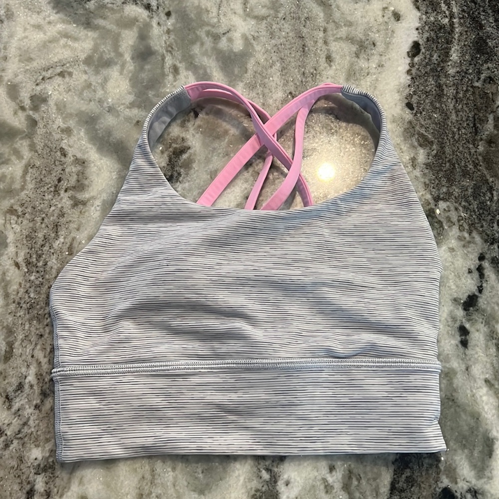 lululemon sports bra